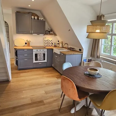 Amrum Lounge - Stilvolle Mit Gartenidylle *